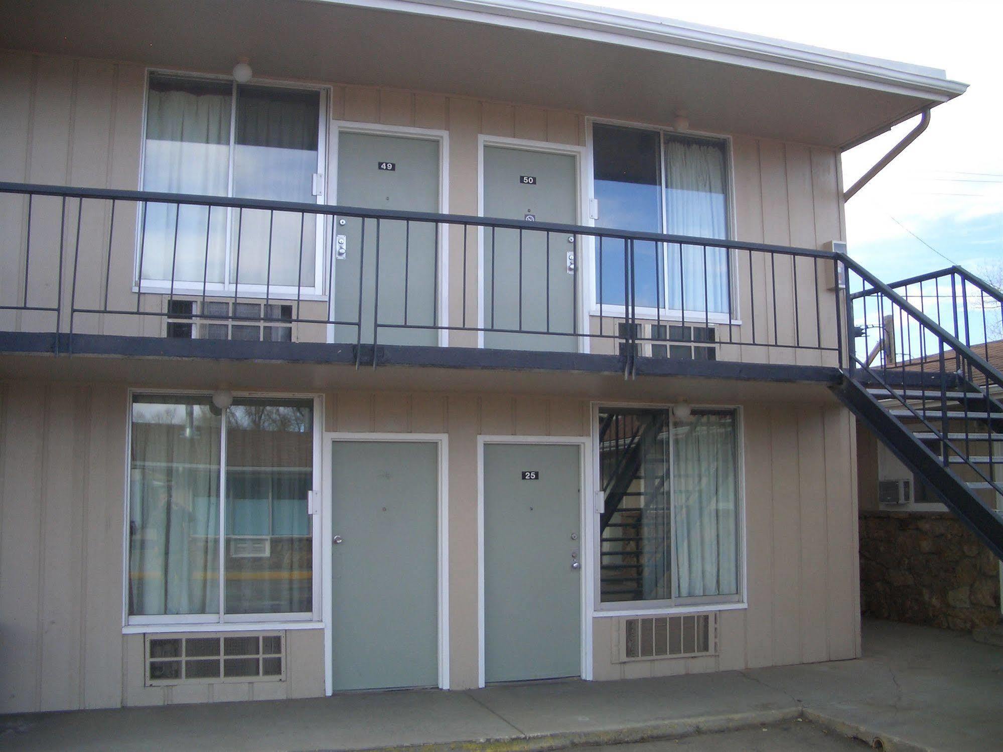 Laramie Valley Inn Extérieur photo